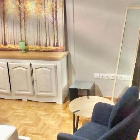 Economy Shared Apartment B In Central Atenas Exterior foto